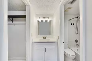 6315 La Costa Dr, Boca Raton, FL 33433 - Photo 18