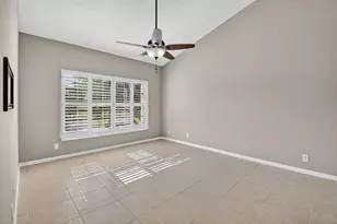 8041 Aberdeen Dr, Boynton Beach, FL 33472 - Photo 30