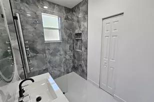 3545 Forest Hill Blvd, Palm Springs, FL 33406 - Photo 20