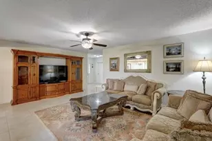 16914 Waterbend Dr, Jupiter, FL 33477 - Photo 6