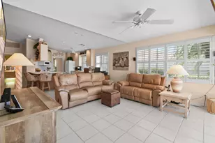 8252 SE Double Tree Dr, Hobe Sound, FL 33455 - Photo 16