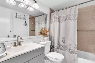 342 Pine Ridge Cir, Greenacres, FL 33463 - Photo 28