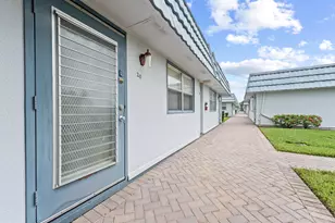 20 Waterford A, Delray Beach, FL 33446 - Photo 6