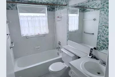 201 Ventnor M, Unit #201, Deerfield Beach, FL 33442 - Photo 10