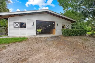 2915 Doe Trail, The Acreage, FL 33470 - Photo 8