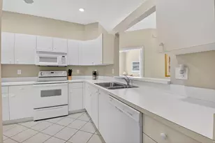 10612 Royal Caribbean Cir, Boynton Beach, FL 33437 - Photo 16