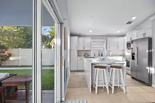 1664 Carriage Brooke Dr, Wellington, FL 33414 - Photo 2