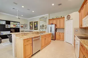 7090 Prado Lake Dr, Delray Beach, FL 33446 - Photo 10