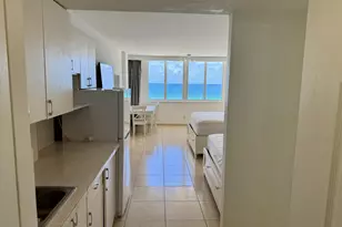 19201 Collins Ave, Sunny Isles Beach, FL 33160 - Photo 4