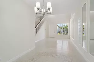 1722 Sawgrass Cir, Greenacres, FL 33413 - Photo 6