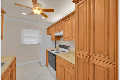 2340 SW 22nd Avenue, Unit #306, Delray Beach, FL 33445 - Photo 12