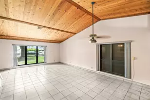77 NW 5th Ave, Boca Raton, FL 33432 - Photo 6