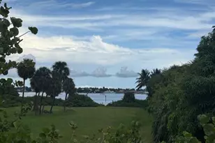 5820 N Flagler Dr, West Palm Beach, FL 33407 - Photo 4