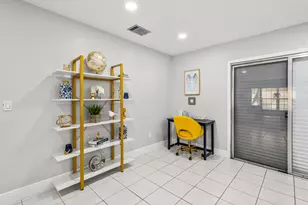 750 24th St SW, Vero Beach, FL 32962 - Photo 4