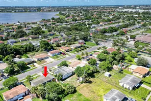 1357 9th St, West Palm Beach, FL 33401 - Photo 46