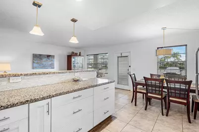 1045 Lincoln C, Boca Raton, FL 33434 - Photo 6