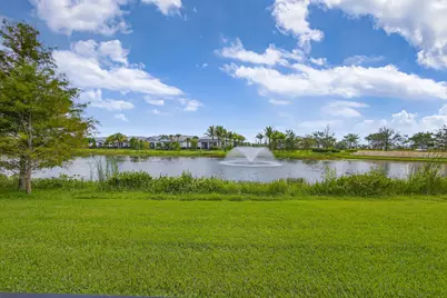 10904 Stellar Circle, Palm Beach Gardens, FL 33412 - Photo 2