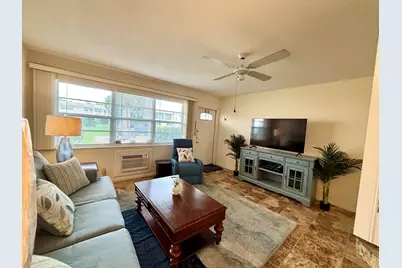 150 Easthampton G, West Palm Beach, FL 33417 - Photo 6