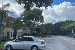 375 SW 56th Ave, Margate, FL 33068 - Photo 12