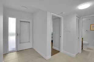 100 Pelican Pointe Dr, Delray Beach, FL 33483 - Photo 6