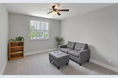 3861 Newport Avenue, Boynton Beach, FL 33435 - Photo 10