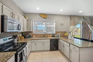 973 NW Leonardo Cir, Port Saint Lucie, FL 34986 - Photo 8