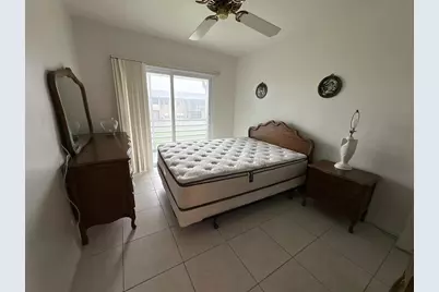 144 Norwich F, West Palm Beach, FL 33417 - Photo 6