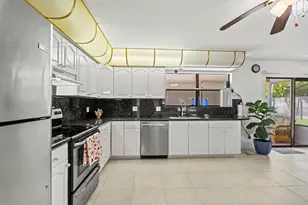 1915 Eucalyptus Ave, Fort Pierce, FL 34949 - Photo 24