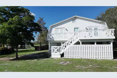 16098 Deer Path Lane, Wellington, FL 33470 - Photo 8