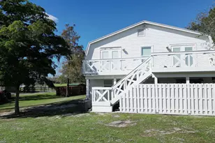 16098 Deer Path Ln, Wellington, FL 33470 - Photo 8