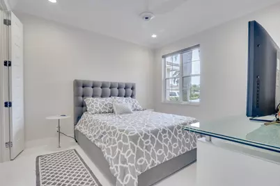 4729 Carlton Golf Drive, Lake Worth, FL 33449 - Photo 18