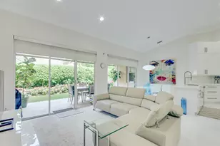 4729 Carlton Golf Dr, Lake Worth, FL 33449 - Photo 4