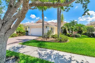 8343 SE Angelina Ct, Hobe Sound, FL 33455 - Photo 2