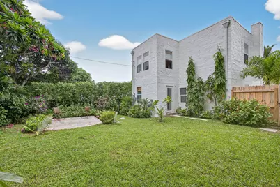 825 34th Street, West Palm Beach, FL 33407 - Photo 16