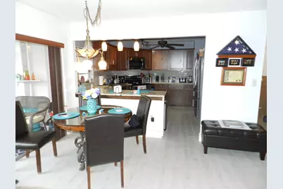 7 Greenway  Village N, Unit #103, Royal Palm Beach, FL 33411 - Photo 4