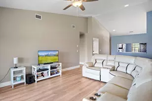 1402 Pinecrest Cir, Jupiter, FL 33458 - Photo 6