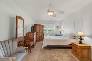 300 High Point Blvd, Delray Beach, FL 33445 - Photo 22