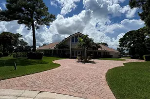 10119 Bay Tree Ct, Port Saint Lucie, FL 34986 - Photo 4