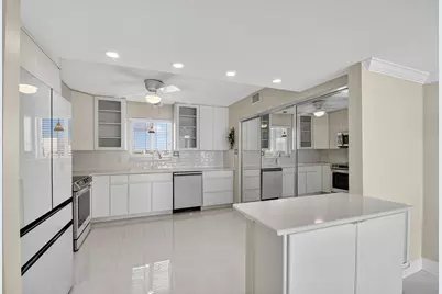 301 Lake Shore Drive, Unit #711, Lake Park, FL 33403 - Photo 16