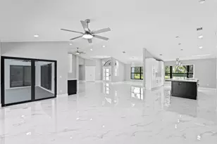 15555 De Havilland Ct, Wellington, FL 33414 - Photo 8