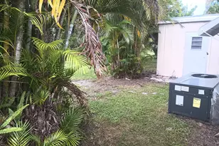 239 Cam Del Rio, Port Saint Lucie, FL 34952 - Photo 8