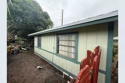 203 Canterbury Drive W, Riviera Beach, FL 33407 - Photo 30