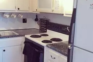 2880 Lake Osborne Dr, Lake Worth Beach, FL 33461 - Photo 8
