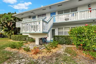 158 Norwich G, West Palm Beach, FL 33417 - Photo 4