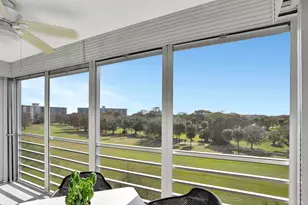 565 Oaks Ln, Pompano Beach, FL 33069 - Photo 22