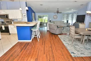 8154 14th Hole Dr, Port Saint Lucie, FL 34952 - Photo 10