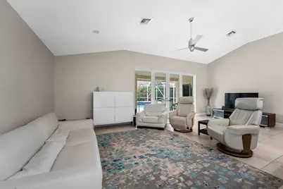 5658 S Fountains Drive, Lake Worth, FL 33467 - Photo 2