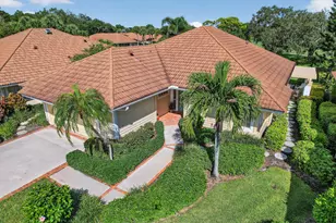 7036 SE Winged Foot Dr, Stuart, FL 34997 - Photo 2