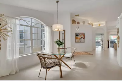 15465 Lake Magnolia Place, Delray Beach, FL 33484 - Photo 2