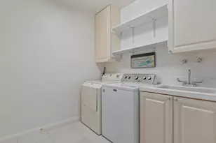 13 Harbour Isle Dr W, Fort Pierce, FL 34949 - Photo 14